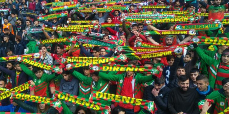 Amedspor: Futbol taraftarlarla güzeldir