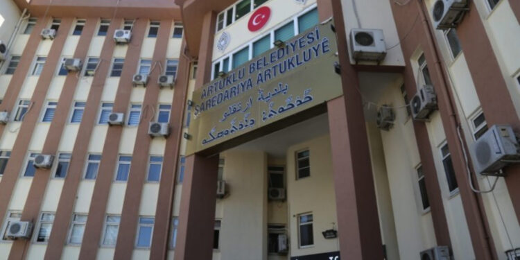 AKP’li Artuklu Belediyesi’nde işçi kıyımı