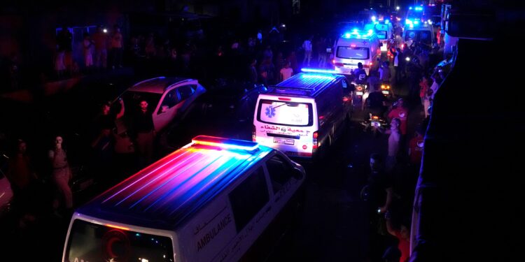 Mülteci teknesi battı: 24’ü çocuk en az 94 kişi yaşamını yitirdi