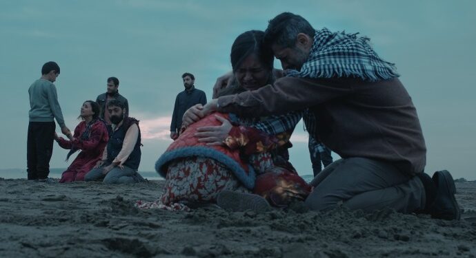 ‘Karıncanın ayak izleri’ mültecileri anlatıyor