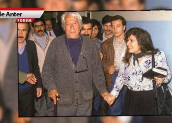 Gazete kâğıdına sarılmış helva ve gazetecilik