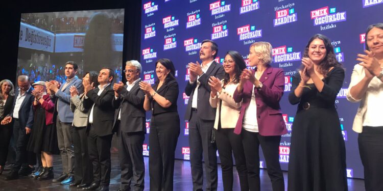 Emek ve Özgürlük İttifakı Yol Haritası’nı açıkladı: Halklar için şimdi zafer vaktı