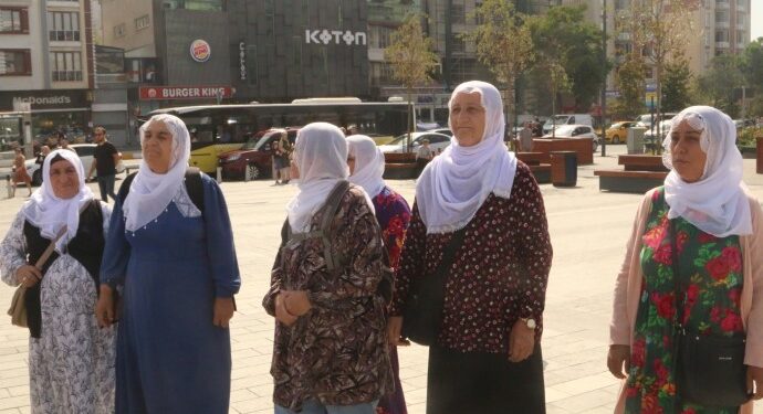 Tutuklu yakınlarına gözaltında şiddet