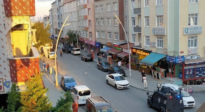 Halk Okulu Dergisi’ne baskın: 3 gözaltı