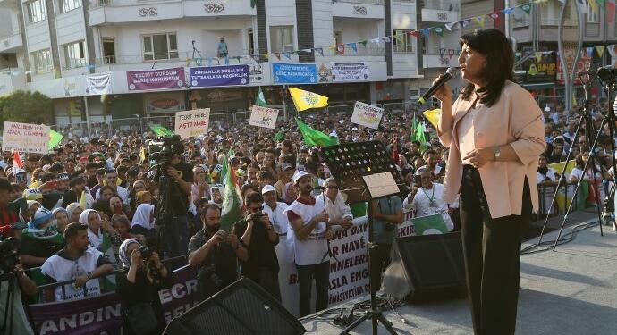 Buldan Van’da konuştu: Bütün yollar tecritle kapatıldı