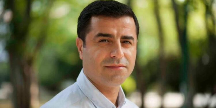 HDP’nin kolektif siyaseti ve Demirtaş’ın tekil siyaset tarzı*