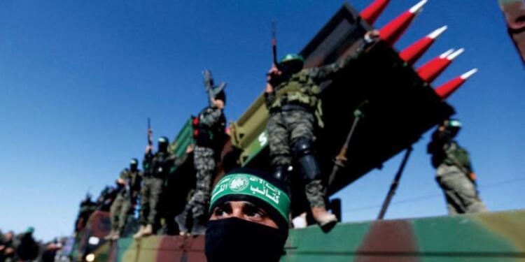 Hamas 5 Filistinli’yi idam etti