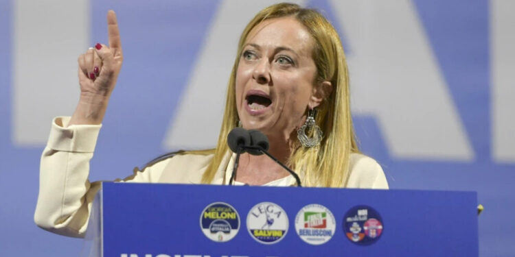 İtalya sandık başında