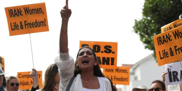 İran Cumhurbaşkanı 5 Ekim’de ulusa seslenecek