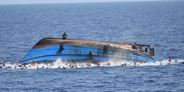 53 mülteci yaşamını yitirdi, onlarcası kayıp