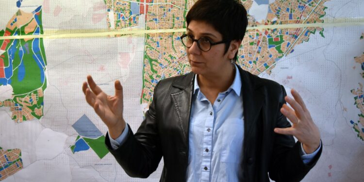 Ankara Mimarlar Odası Başkanı Tezcan Karakuş ihraç edildi