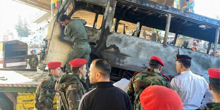 Şam kırsalında askeri araca saldırı: En az 17 asker öldü