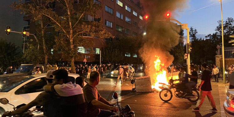 KODAR: Özerk kent meclisleri oluşturun