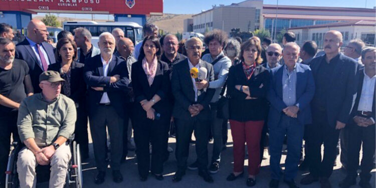 ‘Kobanê Davası siyasi tasfiye planıdır’