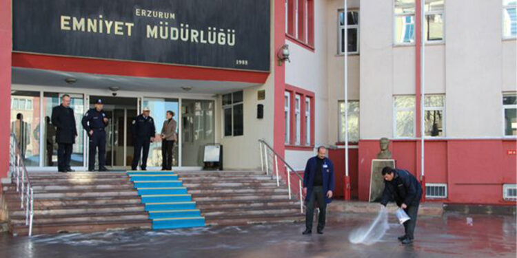 Gözaltına alınan siyasetçiler serbest bırakıldı