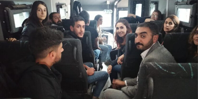 Yüksekova’da gözaltında çıplak arama işkencesi