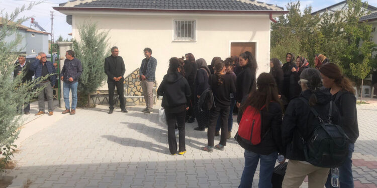 Jandarmadan Akarsel’in ailesine tehdit: Köyü yakarız