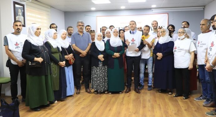 İHD, Diyarbakır’da ‘Barış Nöbeti’ tuttu