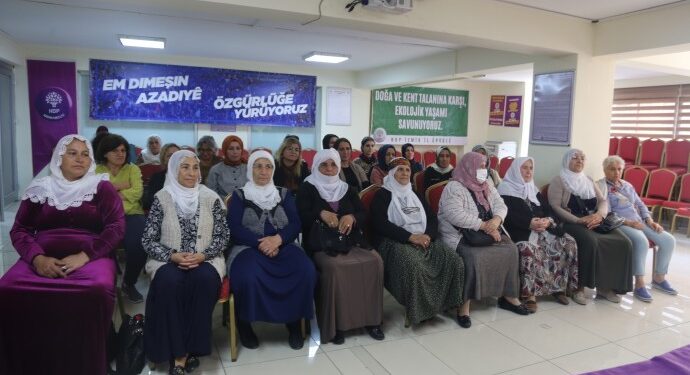 Tecridi kırabilir, tekçi, cinsiyetçi, eril iktidarı alaşağı edebiliriz