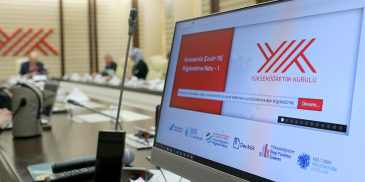 YÖK Personel Daire Başkanı bütün ailesini işe almış!