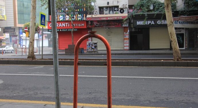 Erdoğan Diyarbakır’a gidiyor: Çöp konteynerleri kaldırıldı, yurttaşlara mesaj atıldı