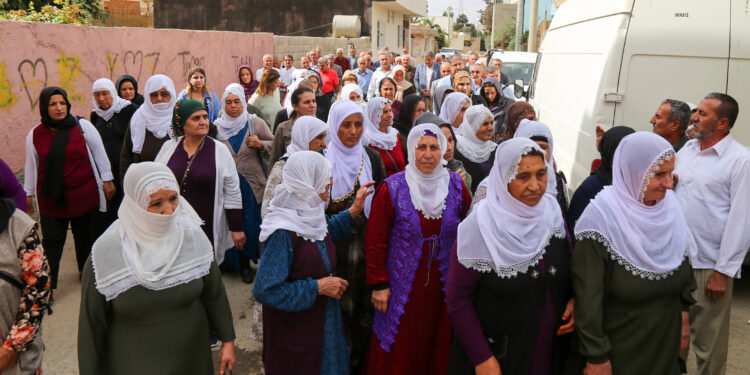Kimyasal saldırıda hayatını kaybeden Uzun ve Ete’nin ailesine kitlesel ziyaret