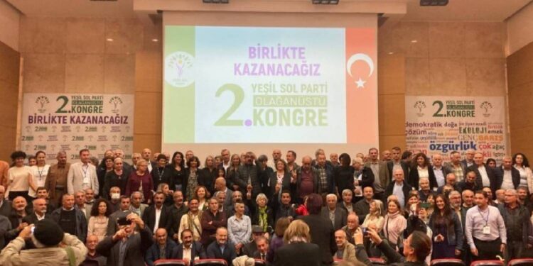 Yeşil Sol Parti eşsözcüleri seçildi