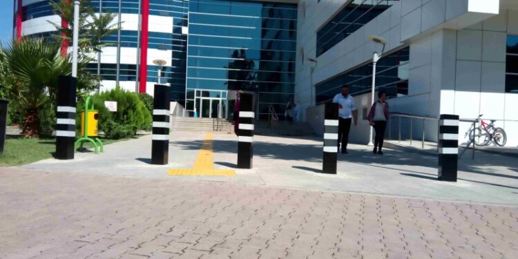 Adıyaman’da ev baskınları: 5 gözaltı