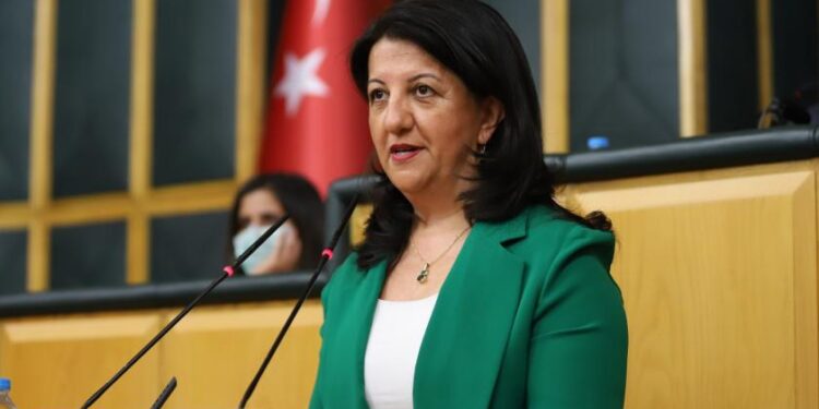 Buldan hakaret davasında şikayetinden vazgeçti