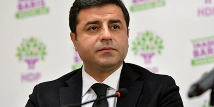 Demirtaş: Kimyasal silah kullanımı insanlığa karşı suçtur