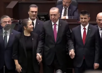 Erdoğan’dan ırkçı ve cinsiyetçi söylemler