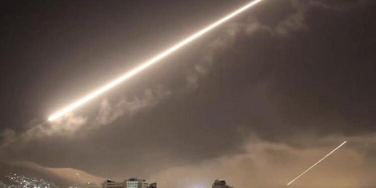 İsrail Şam’ı hedef aldı