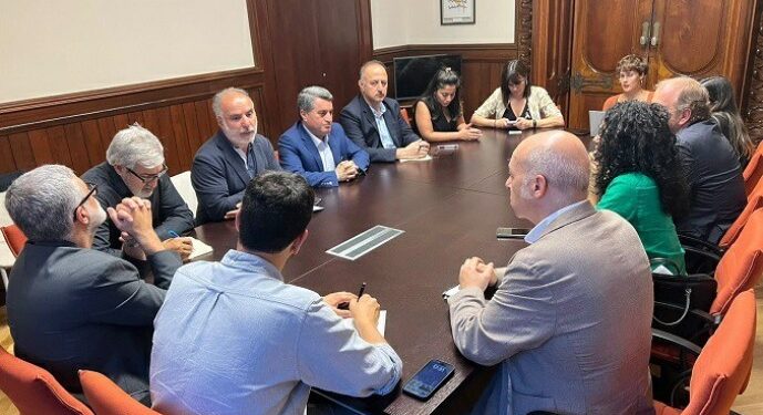 Özerk Yönetim’in temasları sürüyor