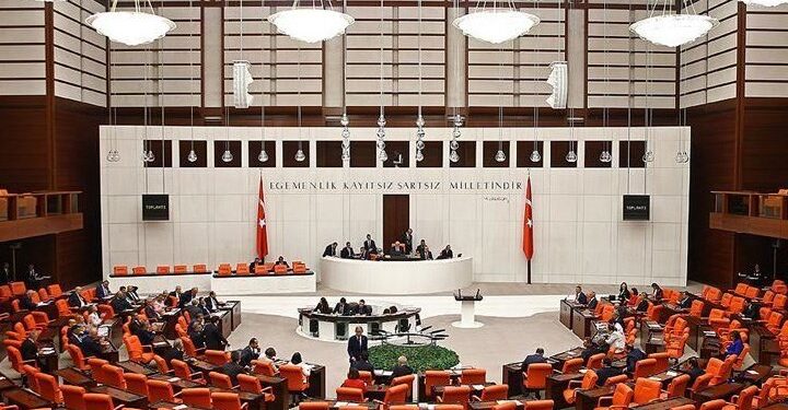 34 milletvekiline ait 65 fezleke Meclis’e gönderildi