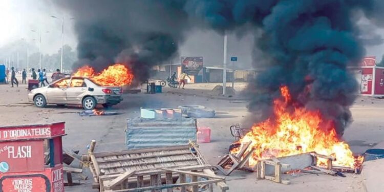 Çad’ta 7 siyasi partinin faaliyetleri durduruldu
