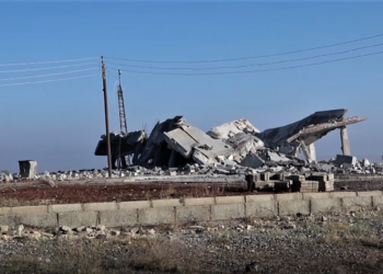 Bombardımanda Kobanê'de bulunan Civid hastanesi de yıkıldı.