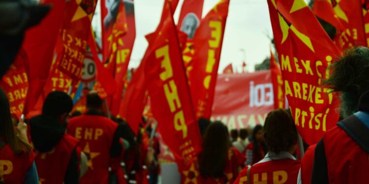 EHP: İşçinin ilk hedefi kamulaştırma olmalı