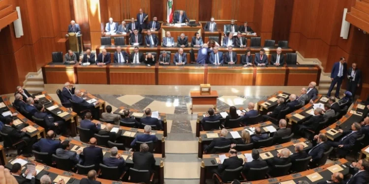 Lübnan’da Cumhurbaşkanı yine seçilemedi