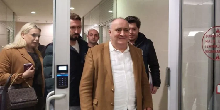 Tutuklanan Kolivar’dan ‘Korkmayın, Silivri soğuk değil’ mesajı