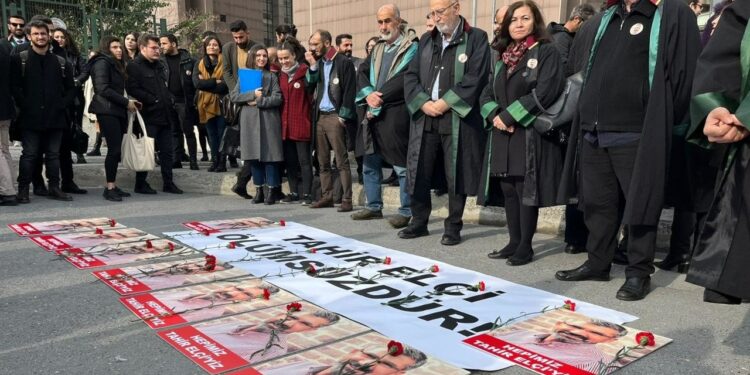 Elçi için Birçok yerde anma: Ezilen bir halkın başı dik hukukçusu