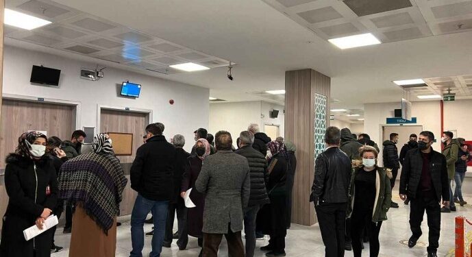 Grip artınca hastaneler doldu