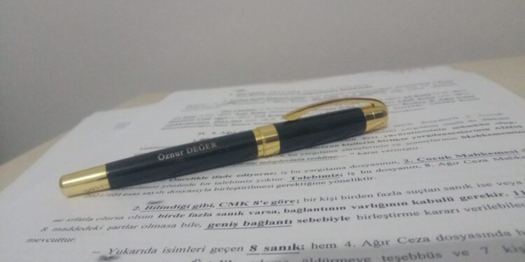 Gazeteci Değer 6 yıl sonra yine ‘not’ gerekçesi ile tutuklandı