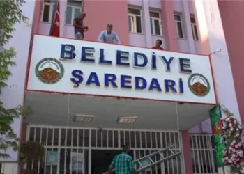 Kayyum gerçeği saklayamadı: Belediye borç batağında