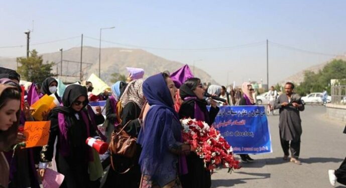 Belucistan halkı ayakta: Diktatöre ölüm