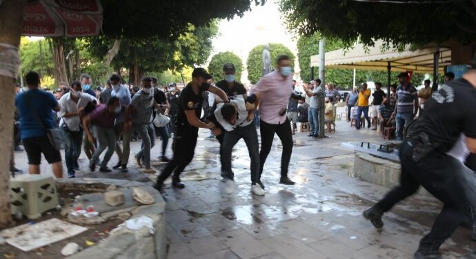 Polis şiddetini gizlemek için gerekçe: Herkes herkese vuruyor
