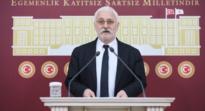 Oluç’tan AKP’ye: Halkı kandırmayın