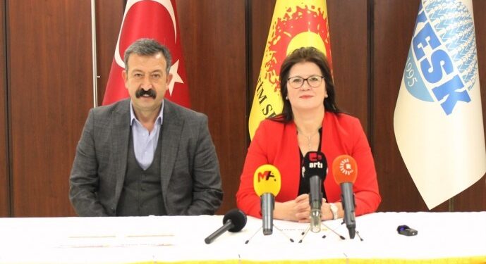 Eğitim Sen: Darbenin ürünü 24 Kasım’ı ÖMK ile karşılıyoruz