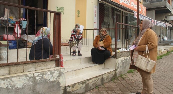 Sokak sokak 25 Kasım’a çağrı