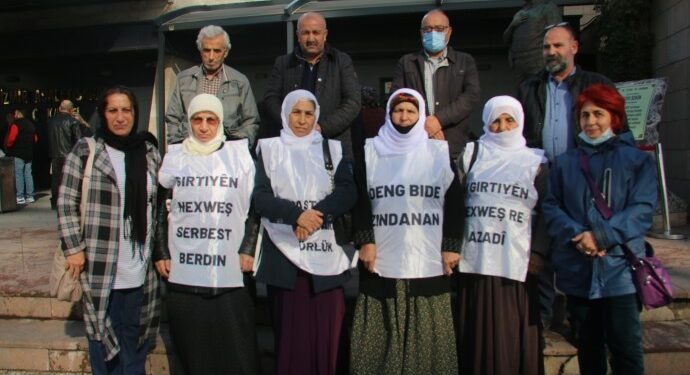 2 çocuğu tutuklu Deniz Poyraz’ın annesi Fehime Poyraz: Cezaevlerinden tabut çıkmasın