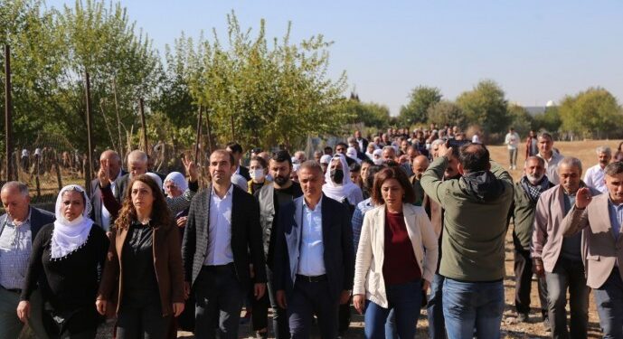 ‘Birlik olursak bu zulme dur deriz’